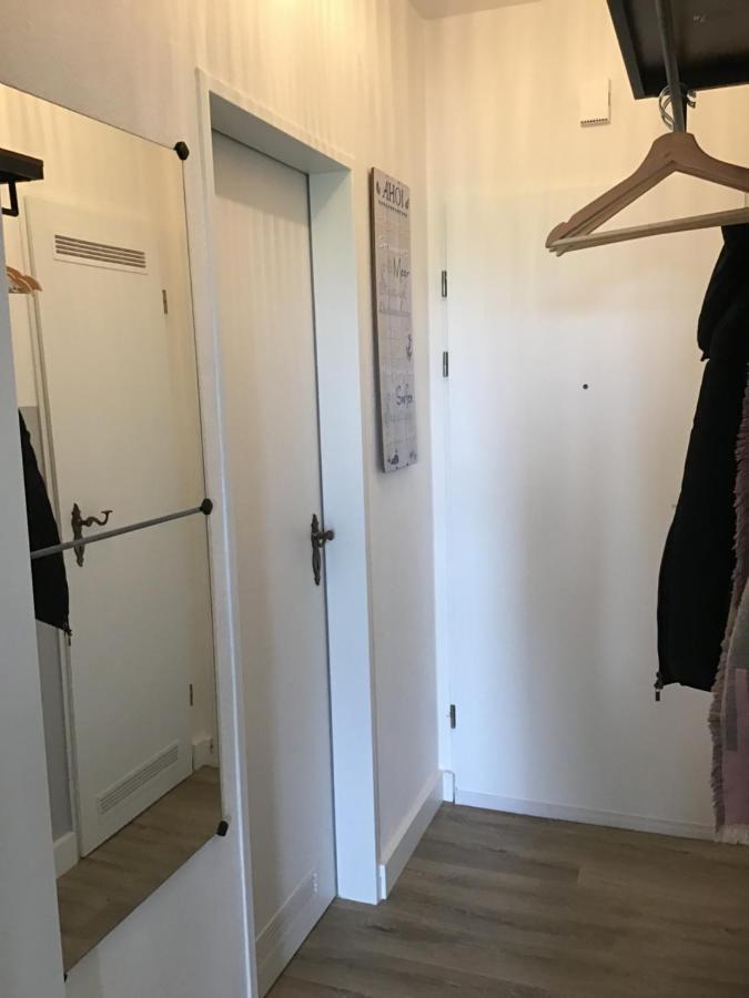 Liebevoll Eingerichtete Ferienwohnung Luettje Koje Dornum Eksteriør billede